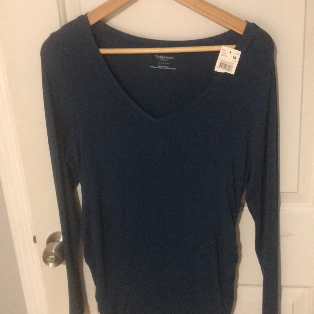 Motherhood Maternity side ruched long sleeve top